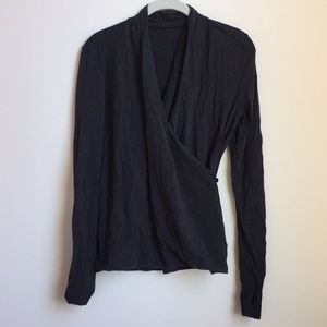 Lululemon Dary Grey Wrap V-Neck Tee Size 6